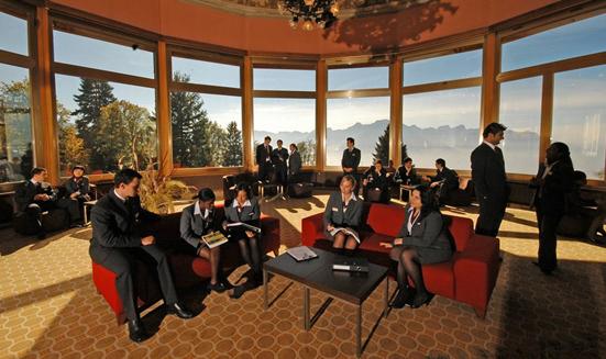 瑞士酒店管理旅游学院