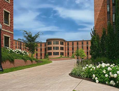 北英属哥伦比亚大学