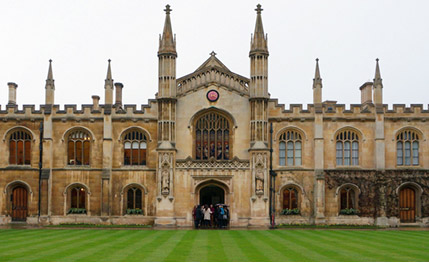 ���Ŵ�ѧ���ڿγ�